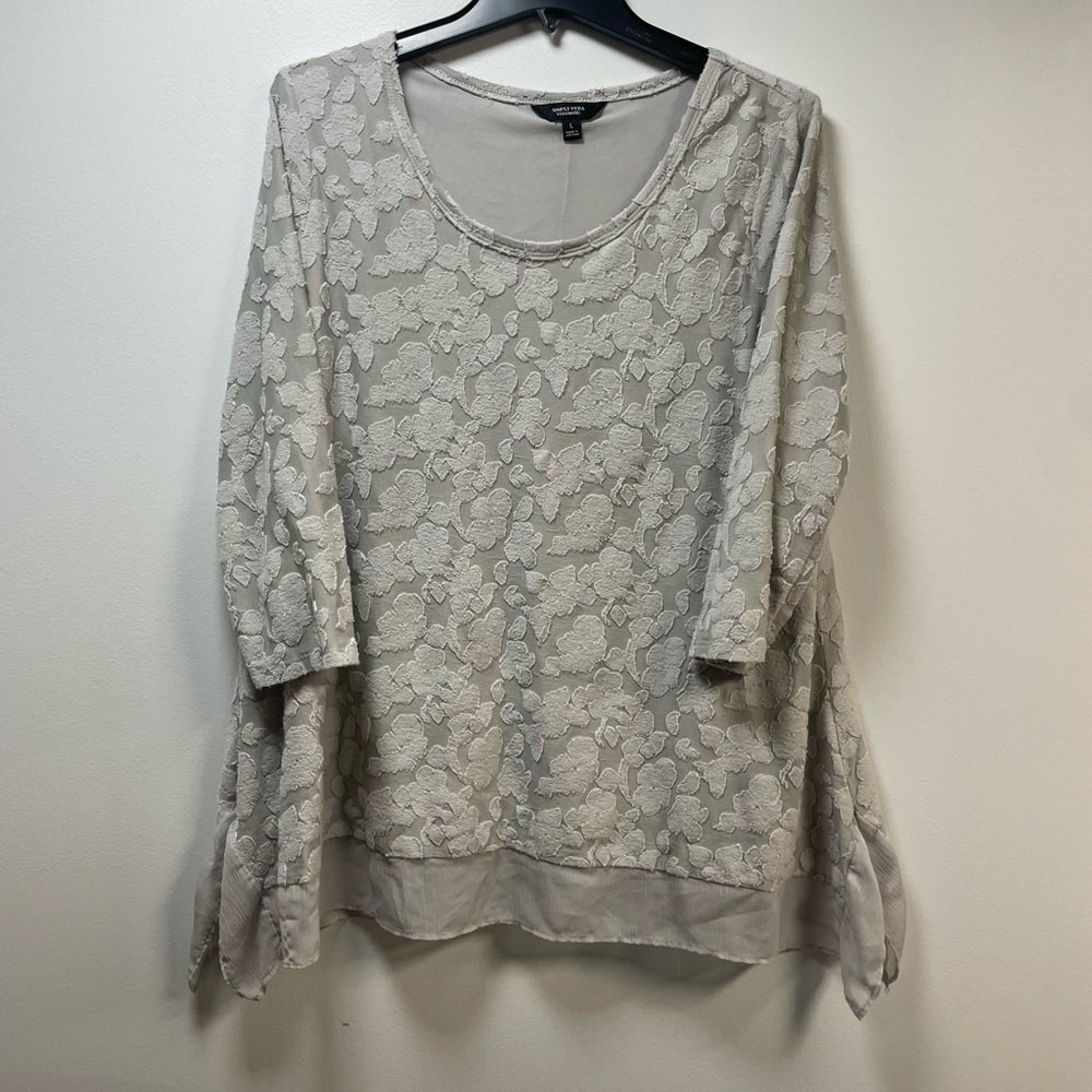 Simply Vera Vera Wang Light Gray Floral Blouse Large